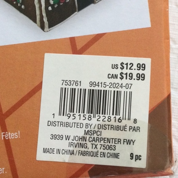 Gingerbread House Cookie Cutter Set - Picture 3 of 5